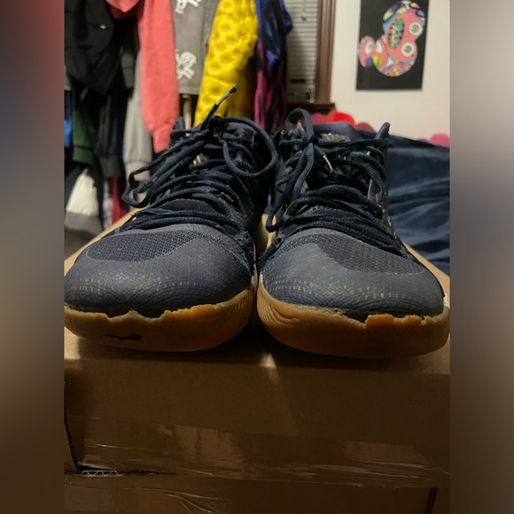 Nike Kyrie 3 Obsidian Size 11 - Picture 5 of 11